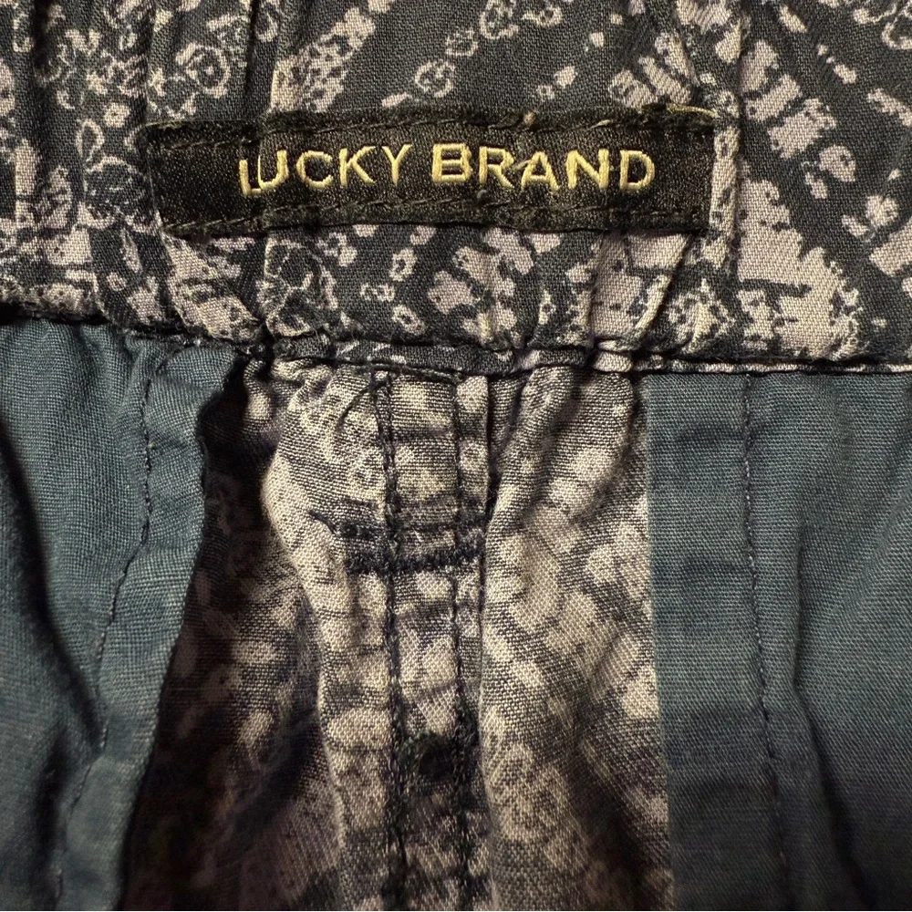 Lucky Brand Navy Printed Diamond Pattern Flat Front Shorts Men's Size 33 Waist